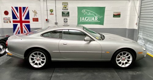 1999 Jaguar XKR - 3