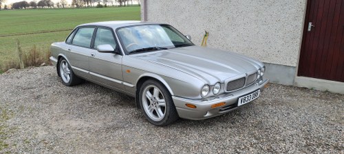 1999 Jaguar XJR V8 For Sale by Auction
