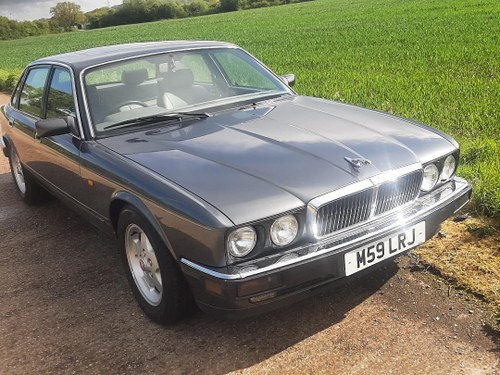 1994 Jaguar XJ40 Sport Gunmetal Rare 3.2 Auto Low Miles Perfect! For Sale