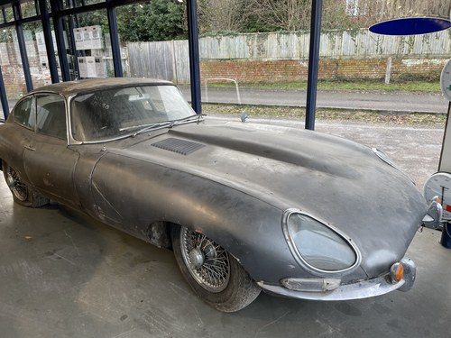 1962 early Jaguar E type FHC project for sale VENDUTO