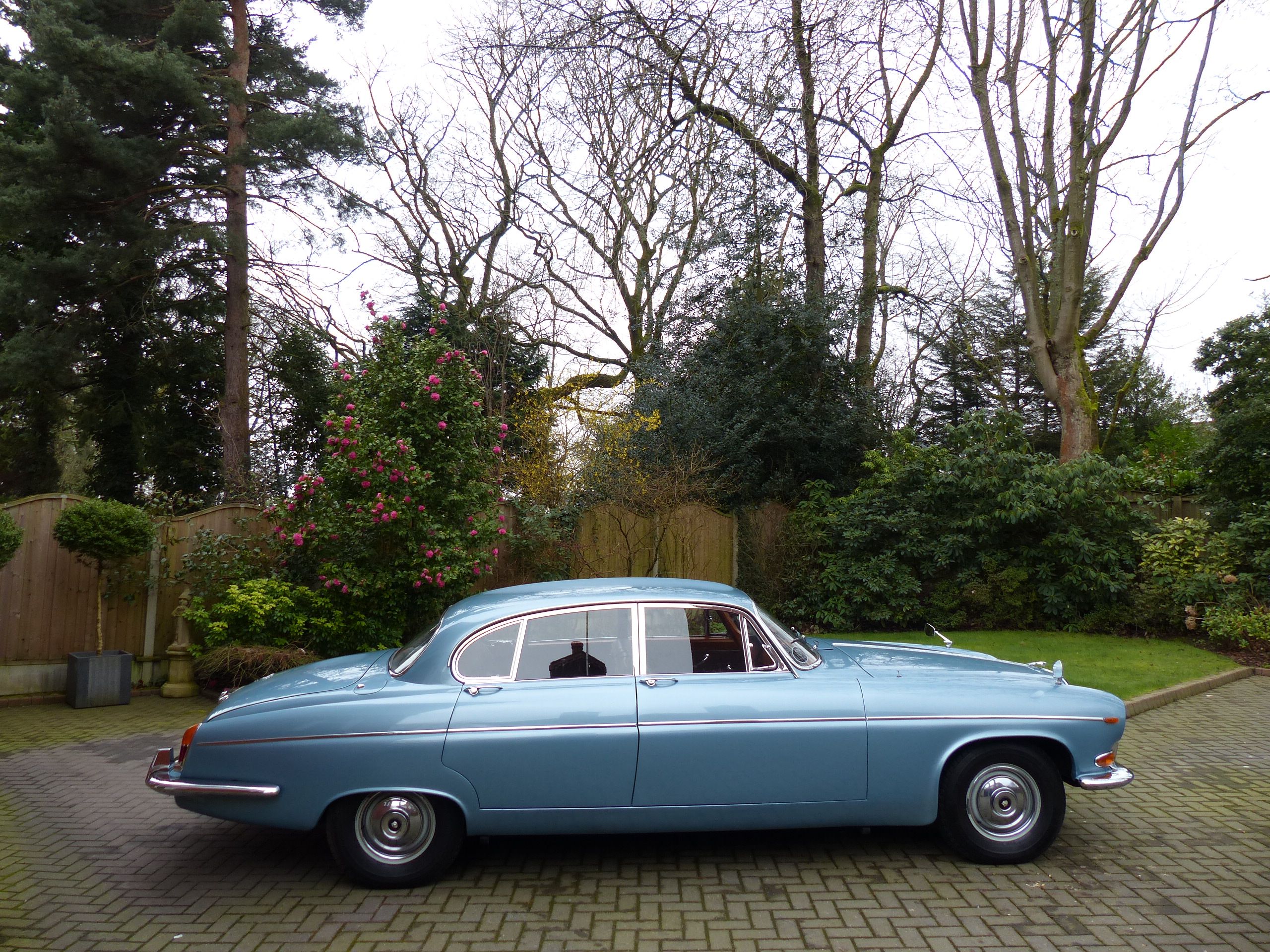 1969 Jaguar 420G