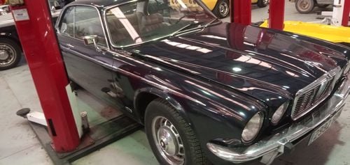 Picture of 1975 JAGUAR XJ6 4.2 coupe For Sale