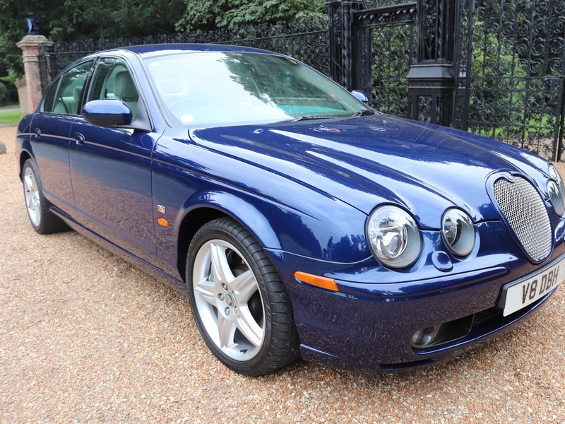 2002 JAGUAR S TYPE 4.2 V8R *ONLY 13,000 MILES*