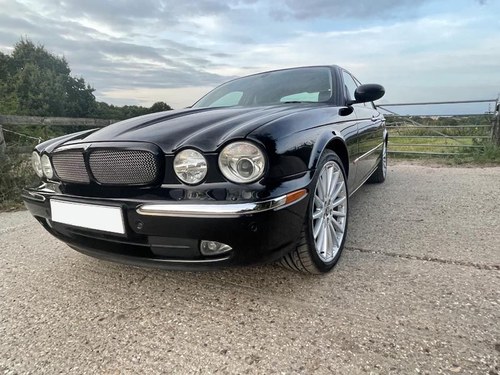 2005 X350 Jaguar 4.2 Supercharged with low mileage SOLD