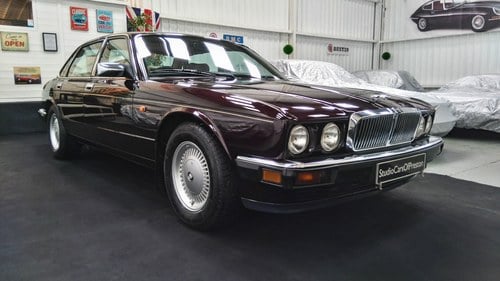 1990 Jaguar XJS - 2