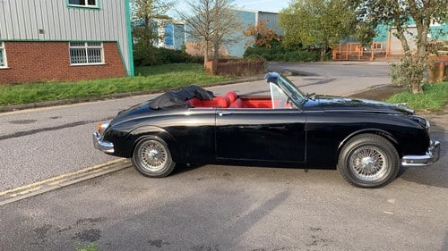 JAGUAR MK2 2-DOOR DROPHEAD by VICARAGE for NOEL GALLAGHER À venda