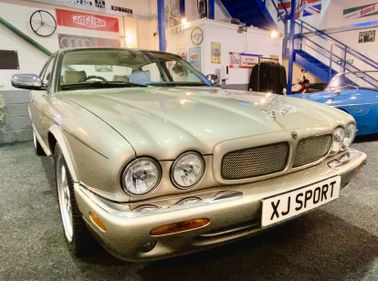 Picture of Jaguar XJ8 Sport 3.2 V8 Auto - OUT OF THE BOX - 43K Miles
