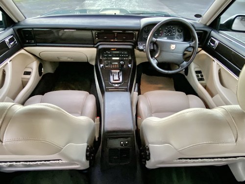 1996 Jaguar XJ6 - 9