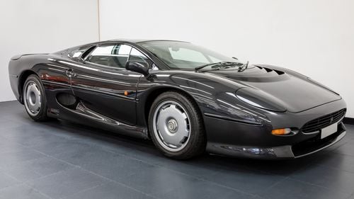 Picture of JAGUAR XJ220 1993 -1 OF 69 BUILT IN RHD- 3.5 V6 TWIN TURBO - For Sale