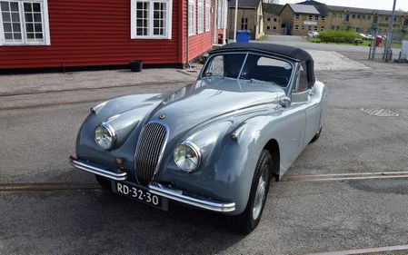 Picture of Very original XK 120 DHC LHD