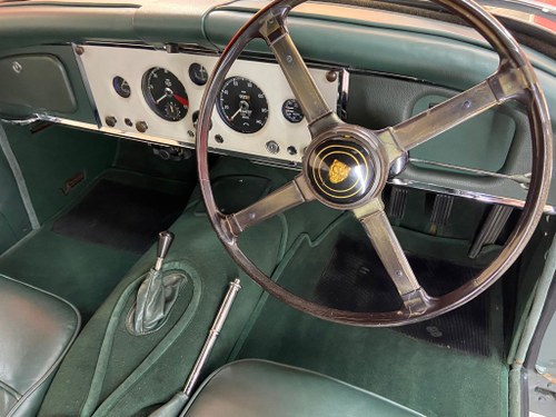 1960 Jaguar XK150 - 9