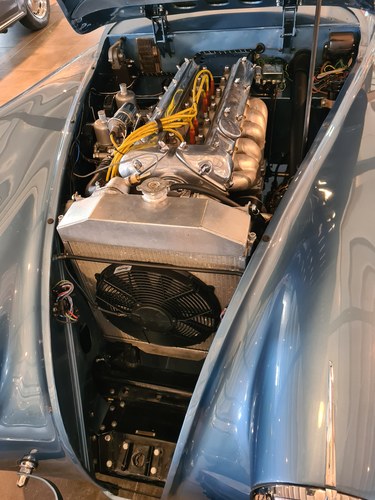 1951 Jaguar XK120 - 9