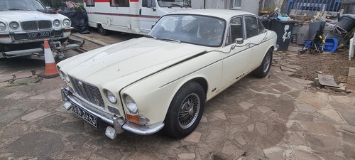 1971 Xj6 jaguar series 1 restoration project For Sale