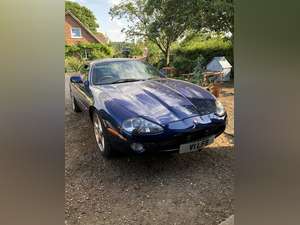 2000 XKR V8 Supercharged 12mths MOT N/A requires light work For Sale (picture 5 of 10)
