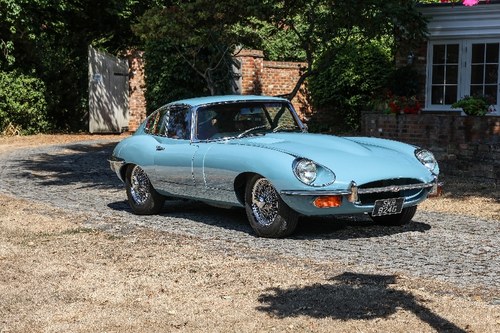 1969 Jaguar E Type 4.2 Series II FHC For Sale