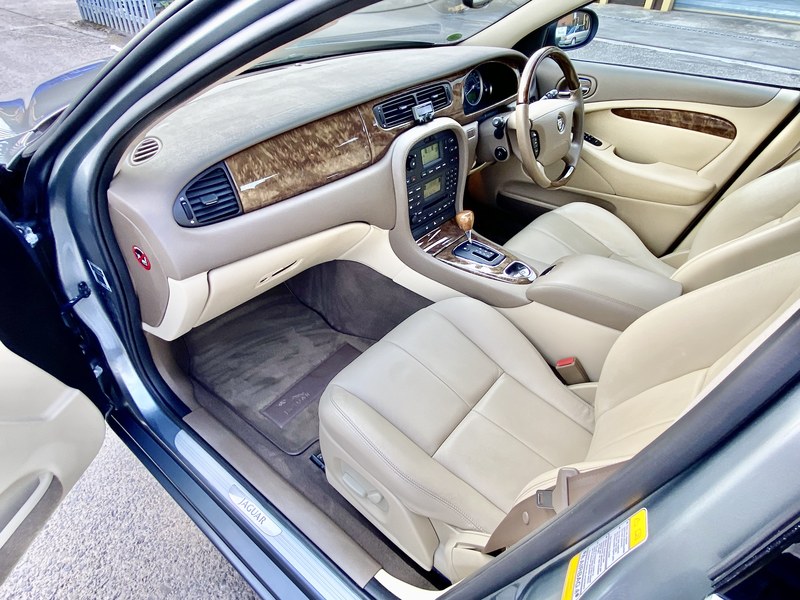 2004 Jaguar S-Type - 4