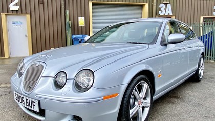 Jaguar S-Type R 4.2 Supercharged Auto - Simply The Best!