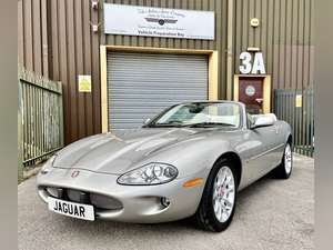 1999 Jaguar XKR 4.0 Supercharged - OUT OF THE BOX MINT! 33k Miles (picture 1 of 12)