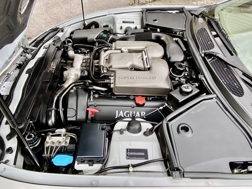 1999 Jaguar XKR - 5