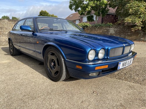 1997 Jaguar XJR 4.0 supercharged+1 family owned past 20 yrs For Sale