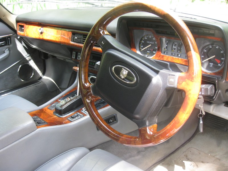 1990 Jaguar XJS - 4