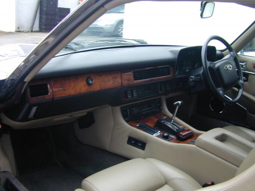 1991 Jaguar XJS - 5