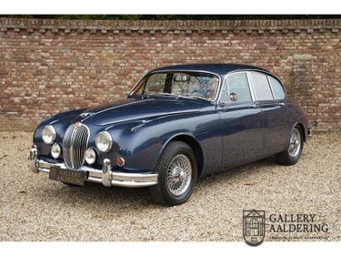 Picture of 1966 Jaguar MK II Beautiful condition, Restored, Drives very nice - For Sale