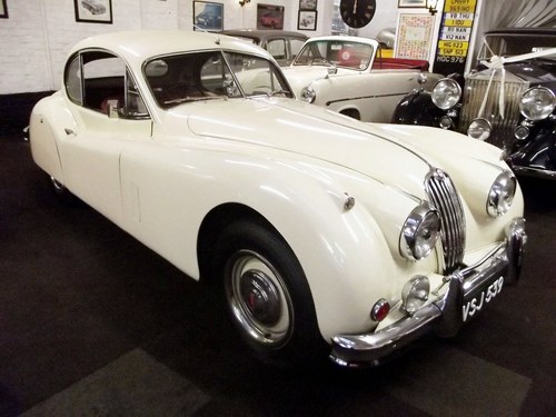 1956 JAGUAR XK140SE FIXED HEAD COUPE (manual with overdrive) A vendre