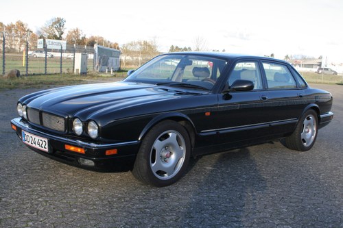 1996 Jaguar XJR 4.0 Supercharged (X300) SOLD