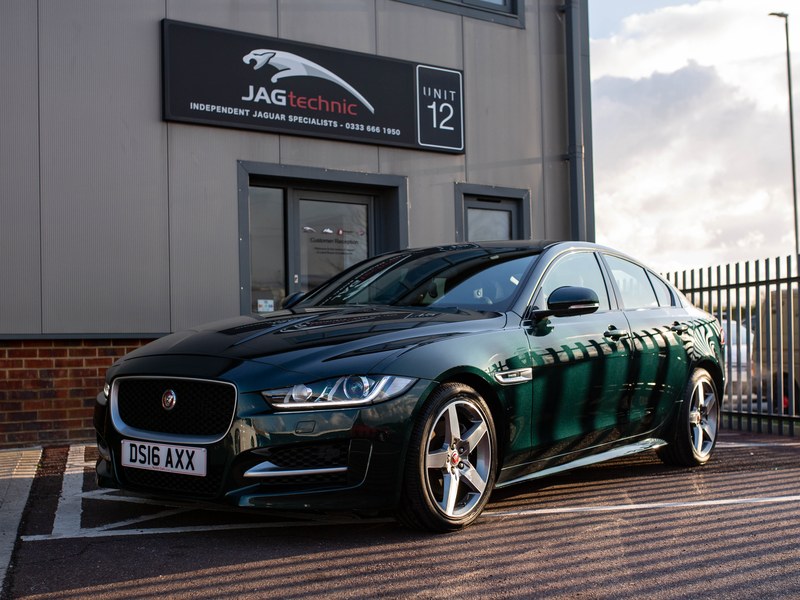 2016 Jaguar XE R-Sport - New Engine!