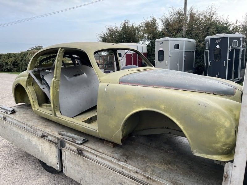 MK1 2.4 Automatic with HERITAGE CERTIFICATE, green log book