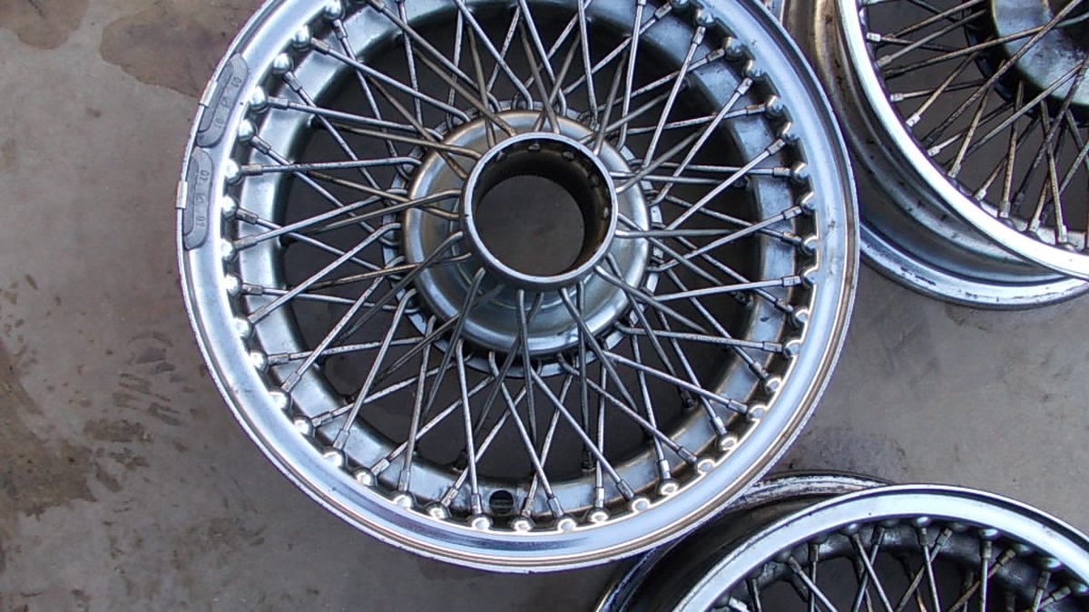 Wheel rims for Jaguar Mk2 For Sale | Car & Classic