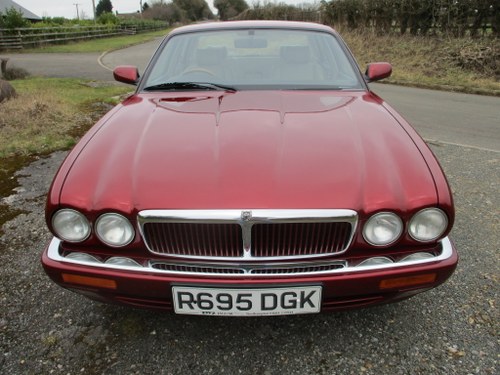 1997 Jaguar XJ6 3.2 Sport Automatic. Carnival Red 78500 Miles. VENDU
