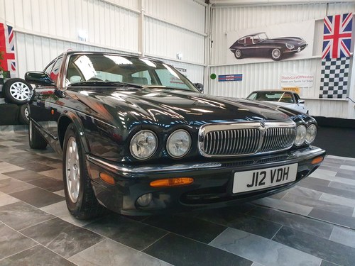 1998 Jaguar XJ8 4.0 Sovereign in immaculate condition 30000 miles In vendita