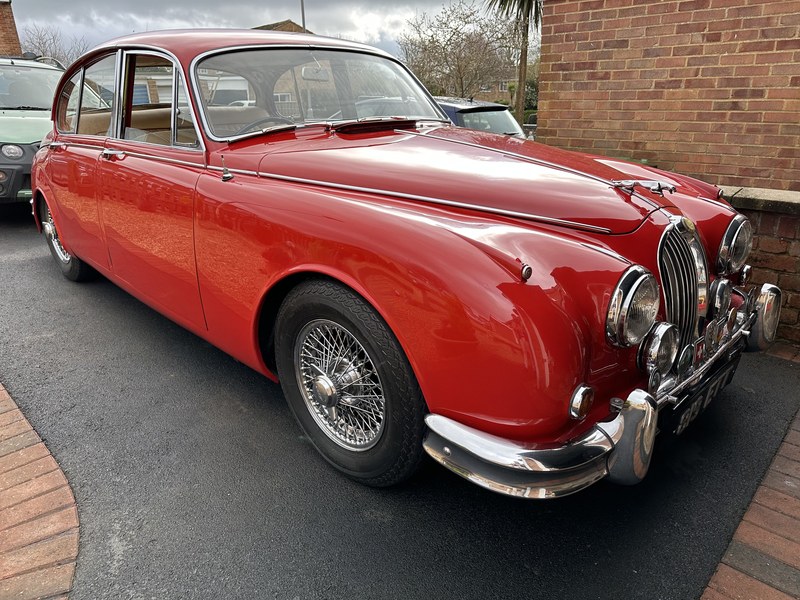 1960 Jaguar Mk II 3.8 MOD