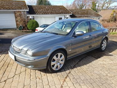 Picture of (Cherished Plate) Jaguar X Type 2.0D Sovereign Manual