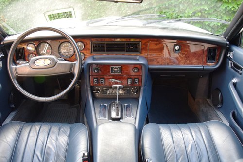 1983 Jaguar XJ6 - 9