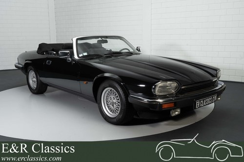 Jaguar XJS Cabriolet | 97,581km | 6-Cyl. | Triple Black|1993 For Sale