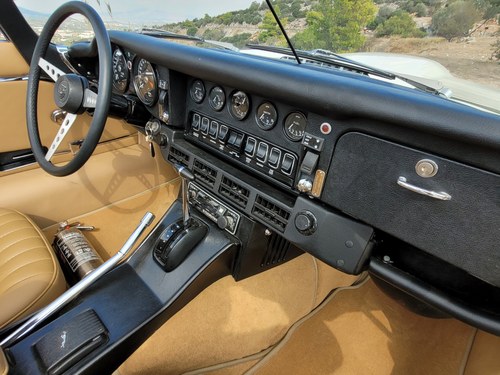1974 Jaguar E-Type - 6