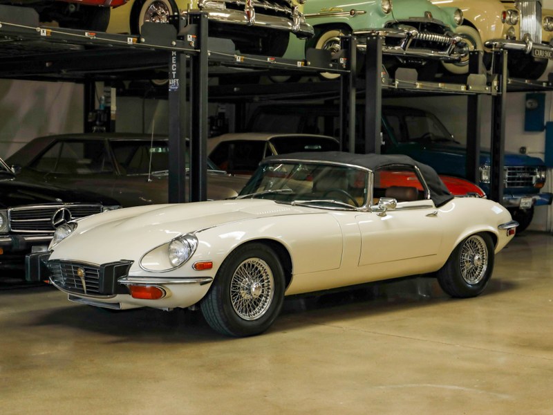 1974 Jaguar Series III 5.4L V12 Convertible Roadster