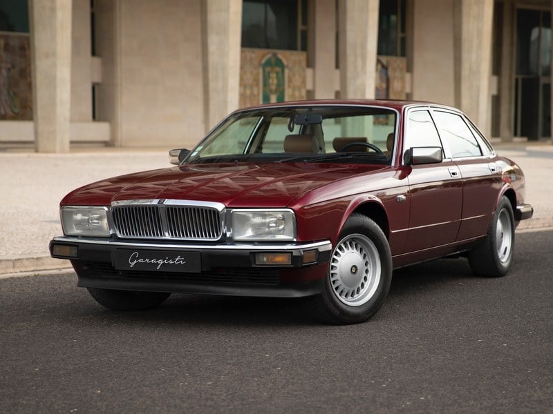 1987 - Jaguar Sovereign 3.6 (XJ40) - Manual Gearbox