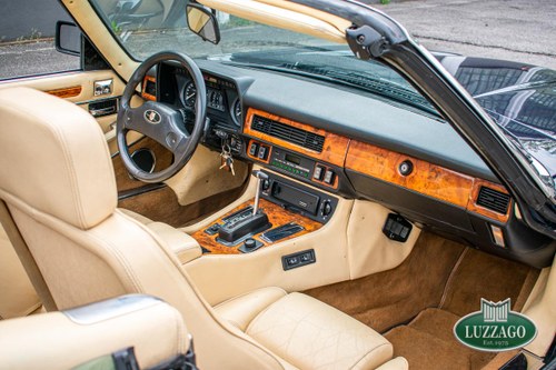 1992 Jaguar XJS - 8