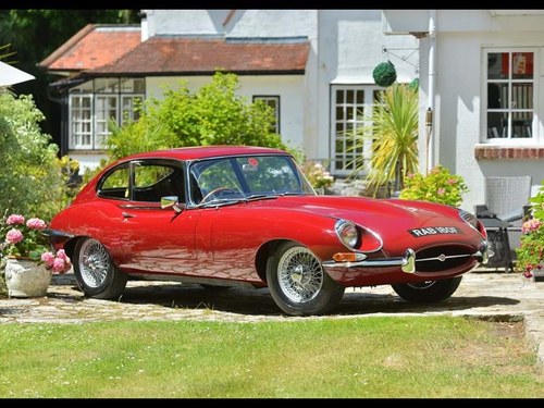 1967 JAGUAR 'E' TYPE SERIES I FHC 2+2 coupe petrol manual SOLD