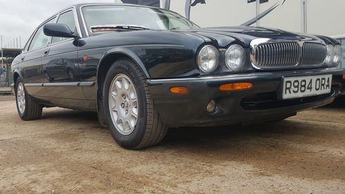 Picture of 1998 Jaguar Sovereign Rare 4.0l version - For Sale