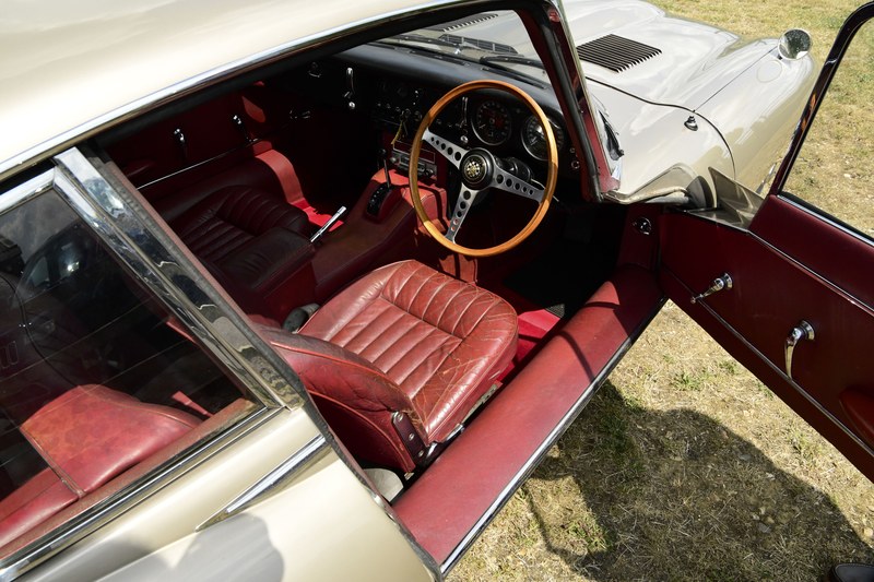 1967 Jaguar E-Type - 7