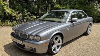 Picture of 2009 JAGUAR XJ EXECUTIVE TDi - PRISTINE - OWNED 11 YEARS