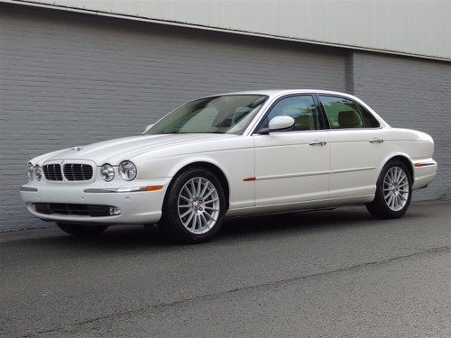 2004 Jaguar XJ8 3.5L V8 Beautiful condition