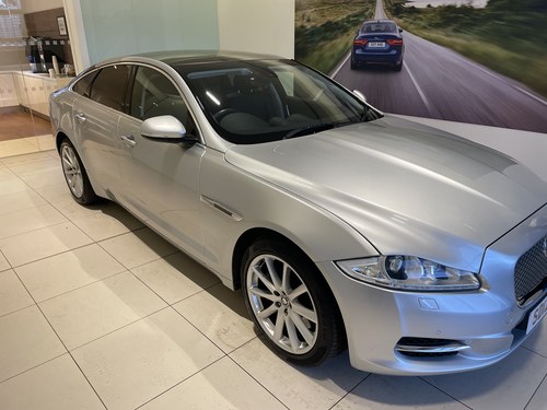 2012 Jaguar Xj Luxury V6 D Auto