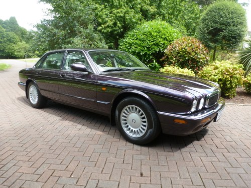 1998 Exceptional low mileage XJ8 For Sale