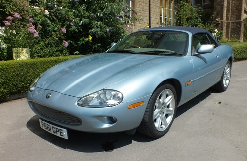 1997 Jaguar XK8